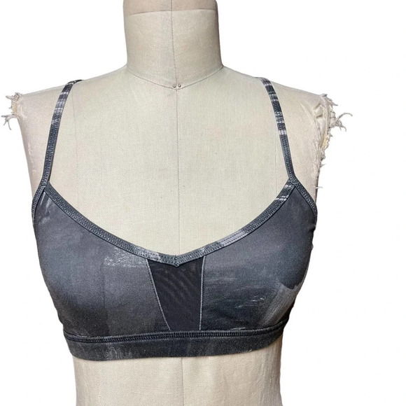 Alo Yoga Goddess Sports Bra Mesh Abstract Print Crisscross Gray Black Size Small - Picture 3 of 8